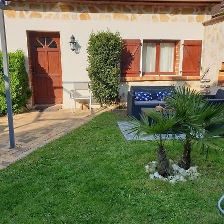 Apartamento Studio A 15 Mn De Disneyland Paris Bouleurs Exterior foto